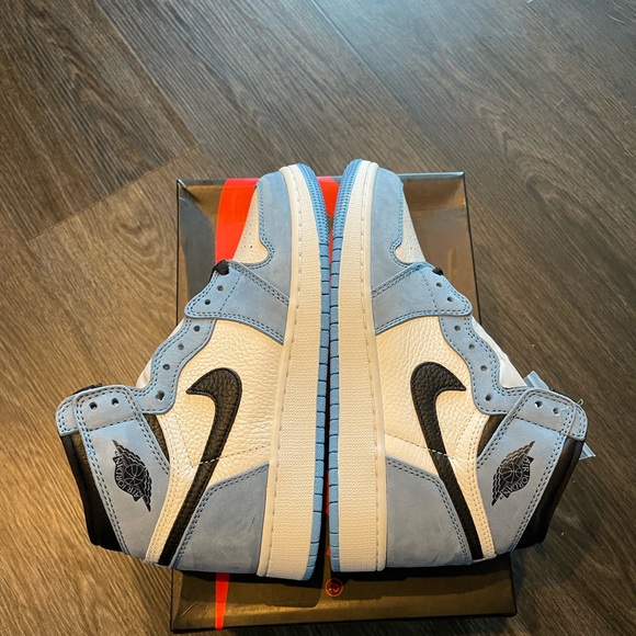 Jordan 1 “University Blue”Sz 4.5